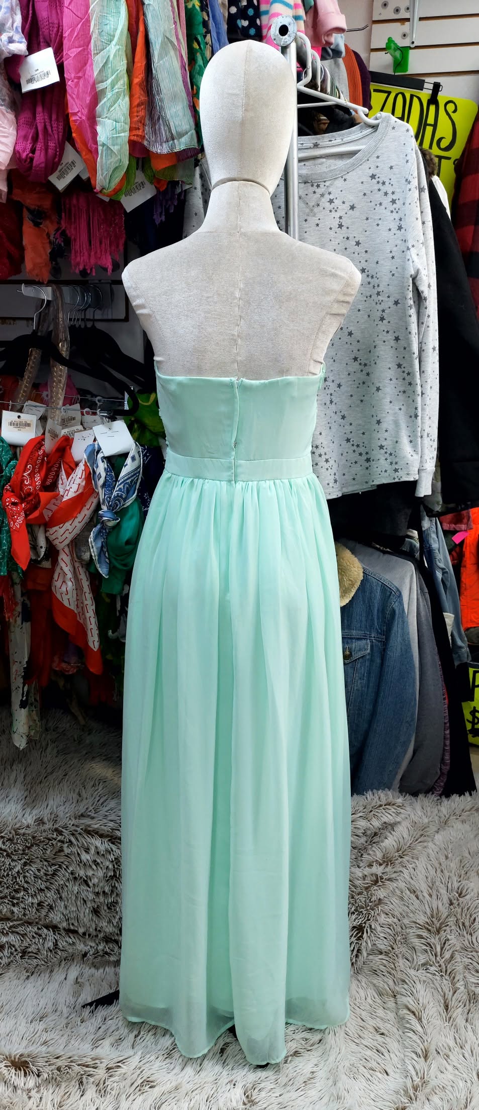 Vestido verde menta largo