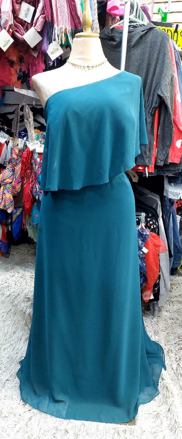 Vestido color petróleo asimétrico