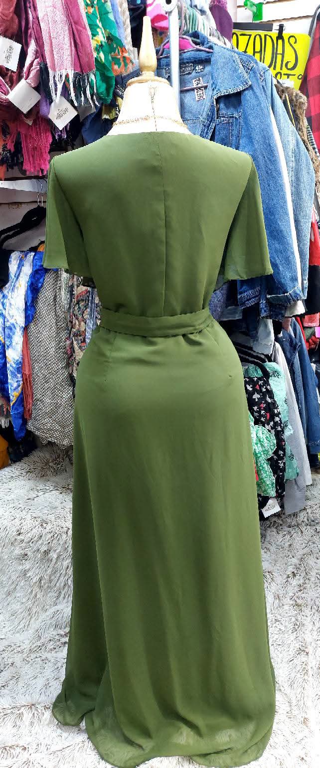 Vestido verde oliva ajustable