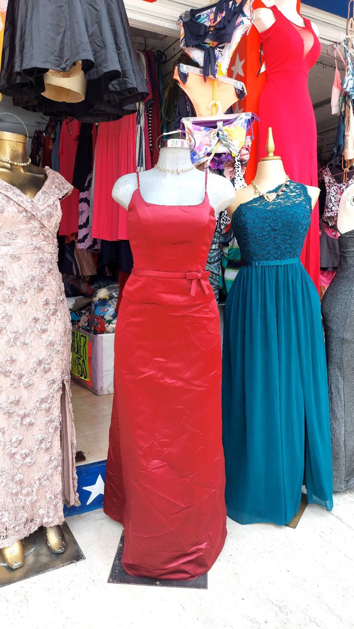 Vestido de dos piezas color vino