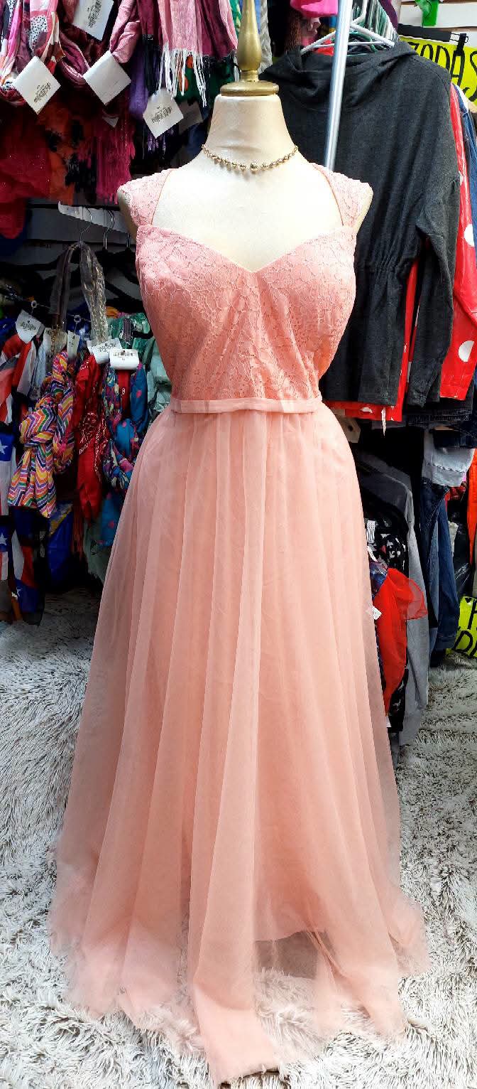 Vestido Color rosa palo con encaje arriba