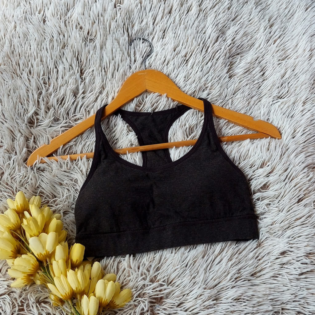 TOP GRIS OBSCURO CON TOQUES VERDOSOS